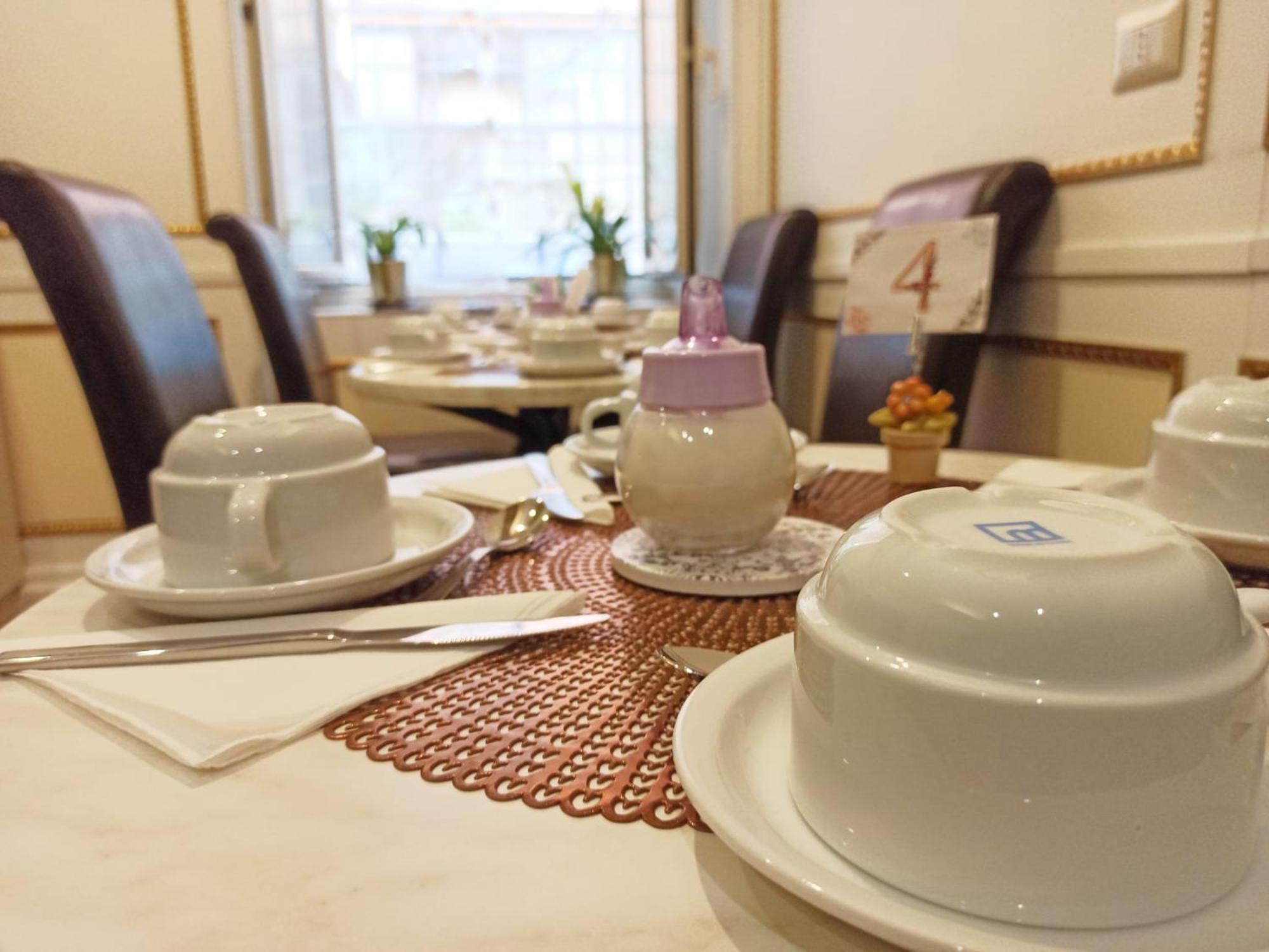 Bed and Breakfast Domina Popolo Рим Экстерьер фото